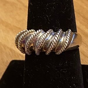 Vintage 925 sterling silver ring with twisted cords